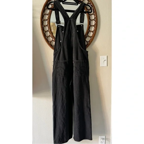 LEVI'S Apron Overalls Black Denim Straight Leg Loose Fit Cotton Size M - Picture 6 of 8